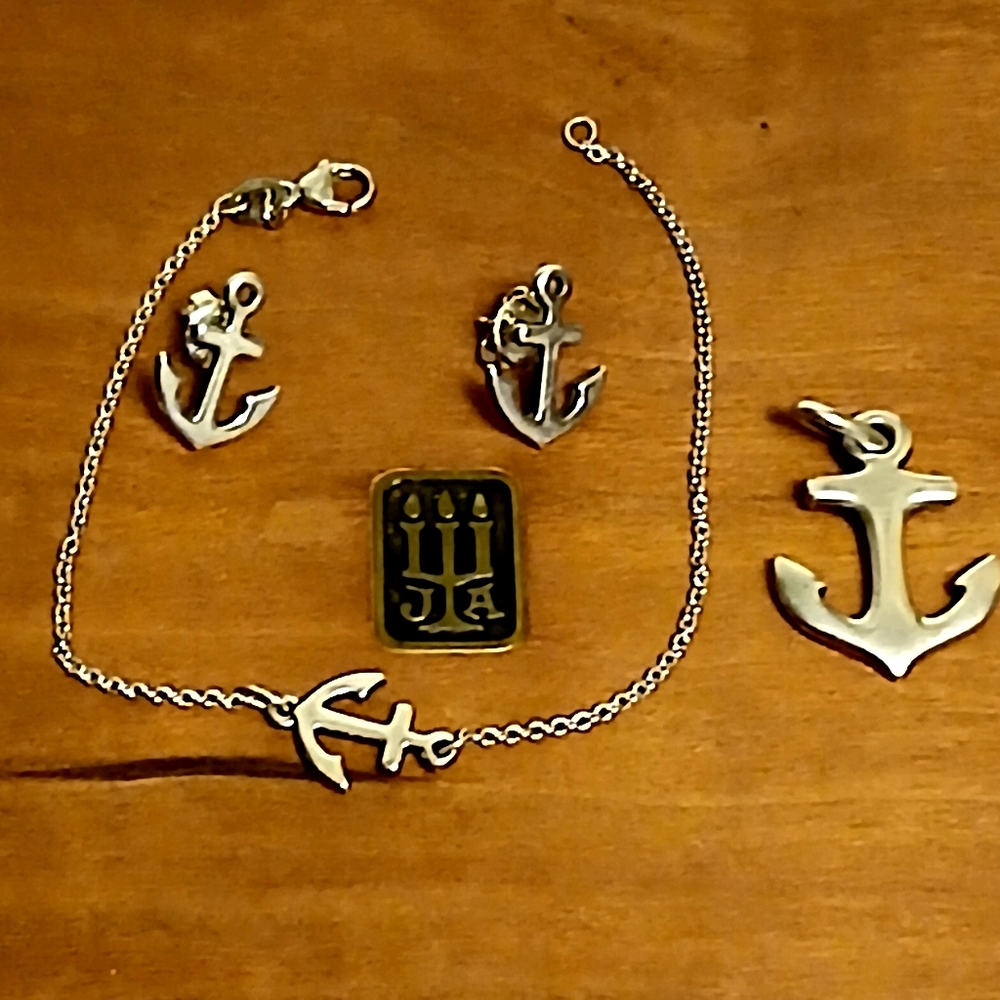 Retired James Avery Anchor Bundle